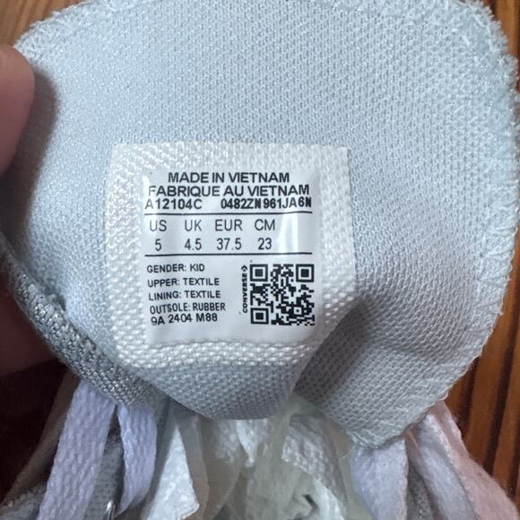 Converse All Star Chuck Taylor silver metallic high top youth sneakers SIZE 5 - Picture 7 of 8